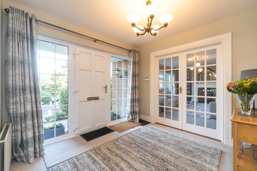 23 Deramore Park South