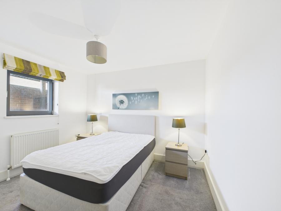 Apartments At, 2 William Street South