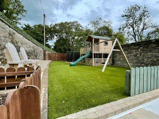 18 Ballyhanedin Road