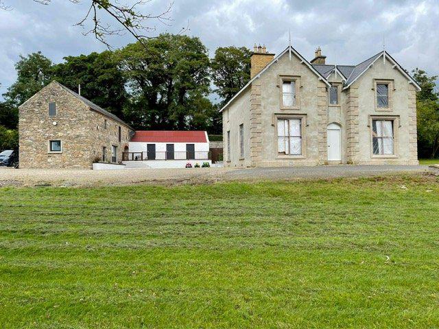 18 Ballyhanedin Road