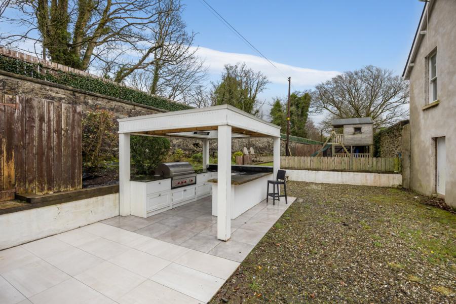 18 Ballyhanedin Road