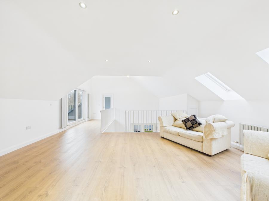 18A, Cooldarragh Park