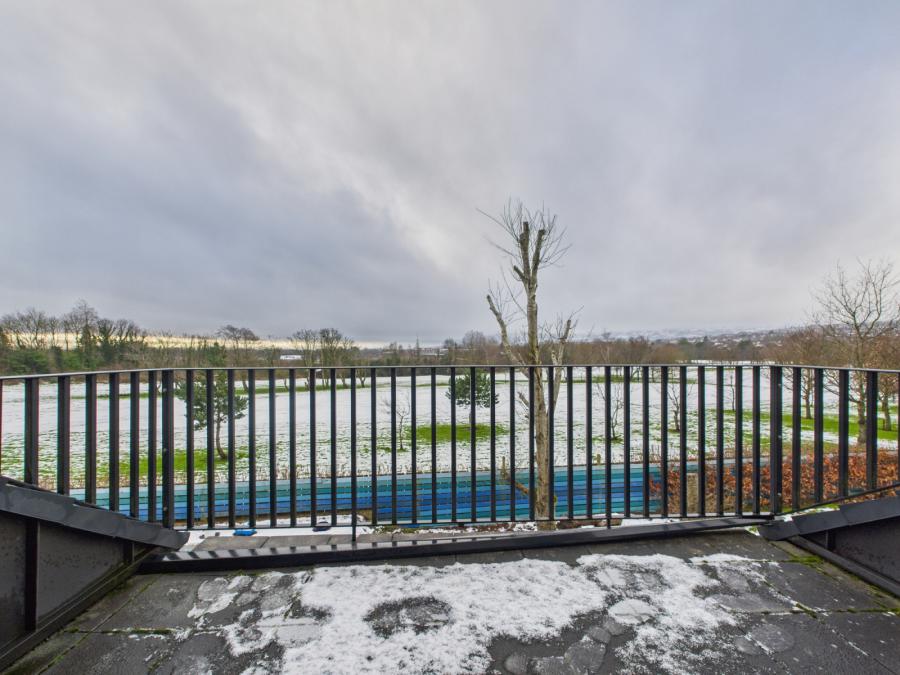 18A, Cooldarragh Park