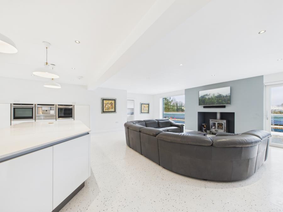 18A, Cooldarragh Park