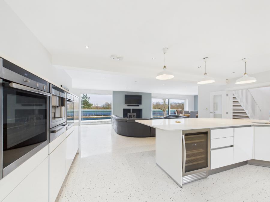 18A, Cooldarragh Park