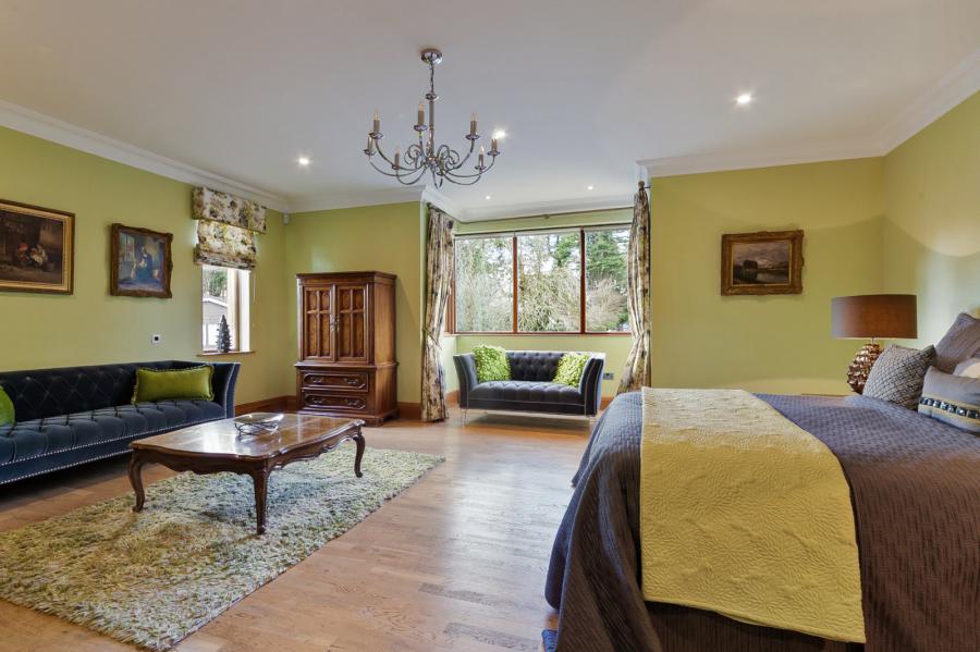 22 Deramore Park South