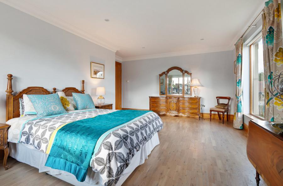 22 Deramore Park South