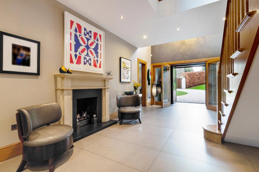 22 Deramore Park South