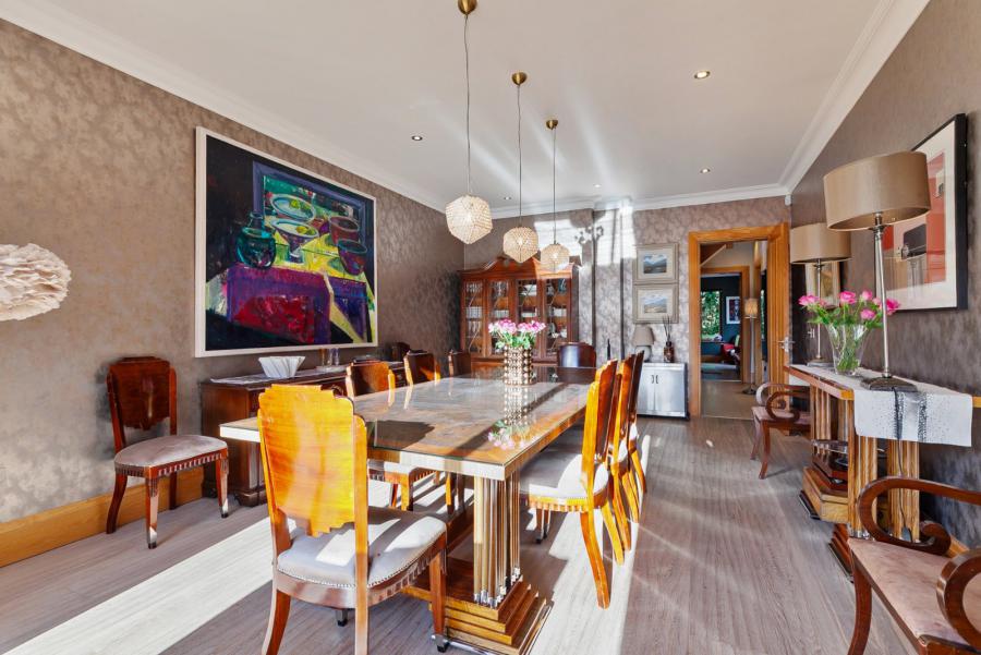 22 Deramore Park South