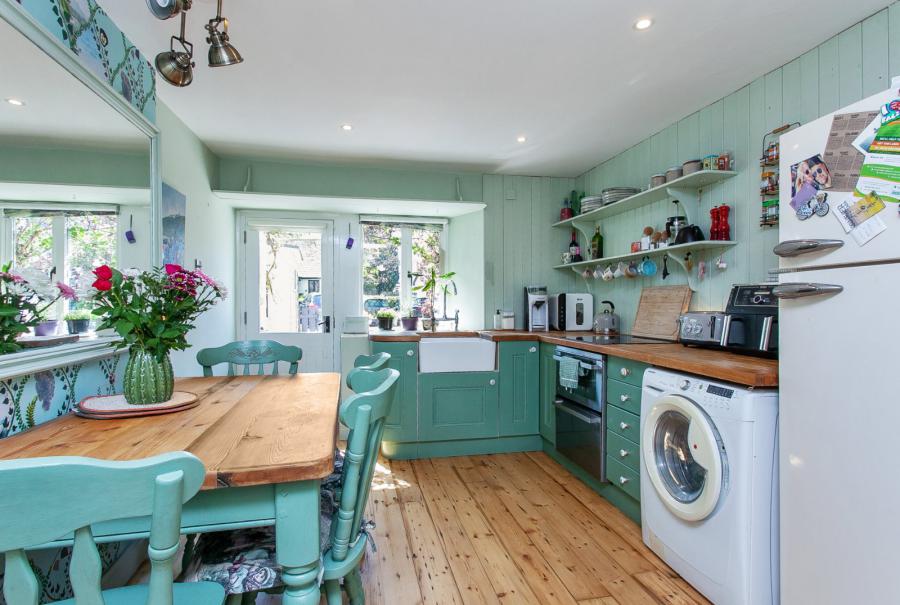 10 Purdysburn Village