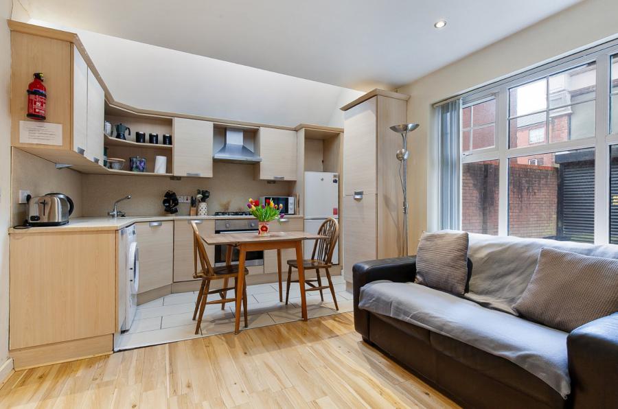 16 Hardcastle Street