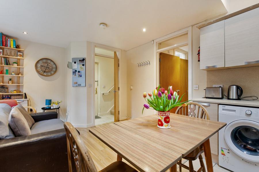 16 Hardcastle Street