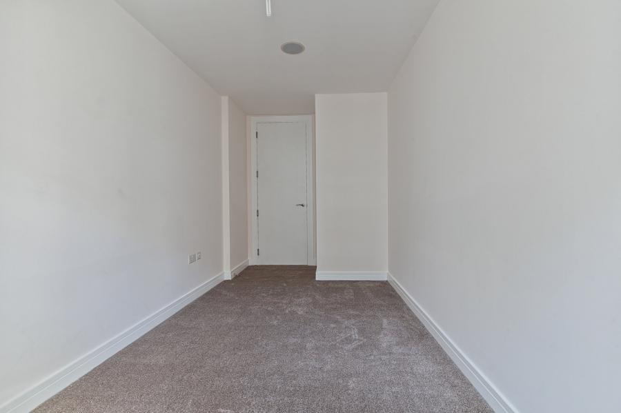 Apartment 10.28 The Arc, 2J Queens Road