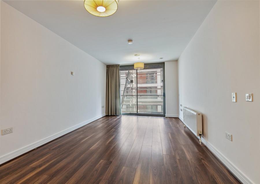 Apartment 10.28 The Arc, 2J Queens Road