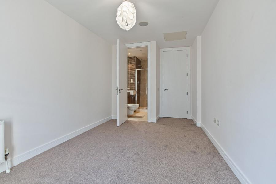 Apartment 10.28 The Arc, 2J Queens Road