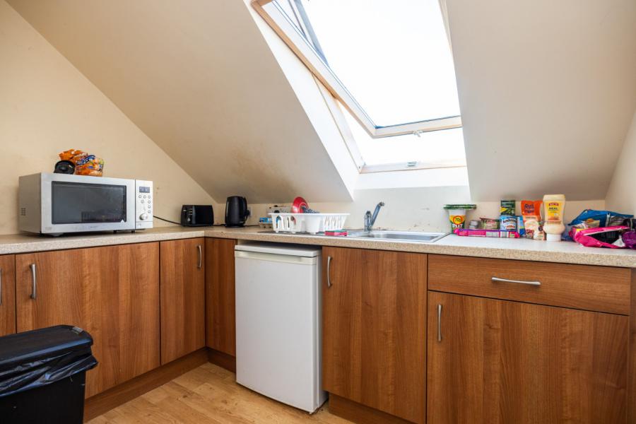 Rockfield, 69 Back Road