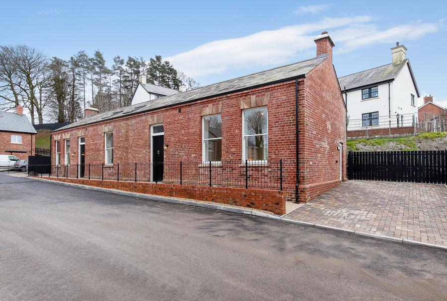 36 Lady Ishbel Boulevard