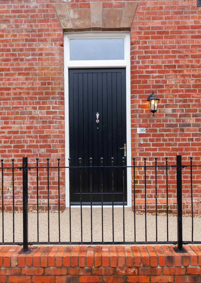 36 Lady Ishbel Boulevard