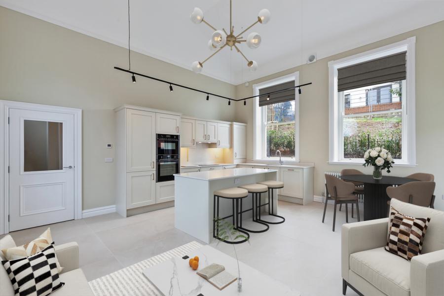 36 Lady Ishbel Boulevard