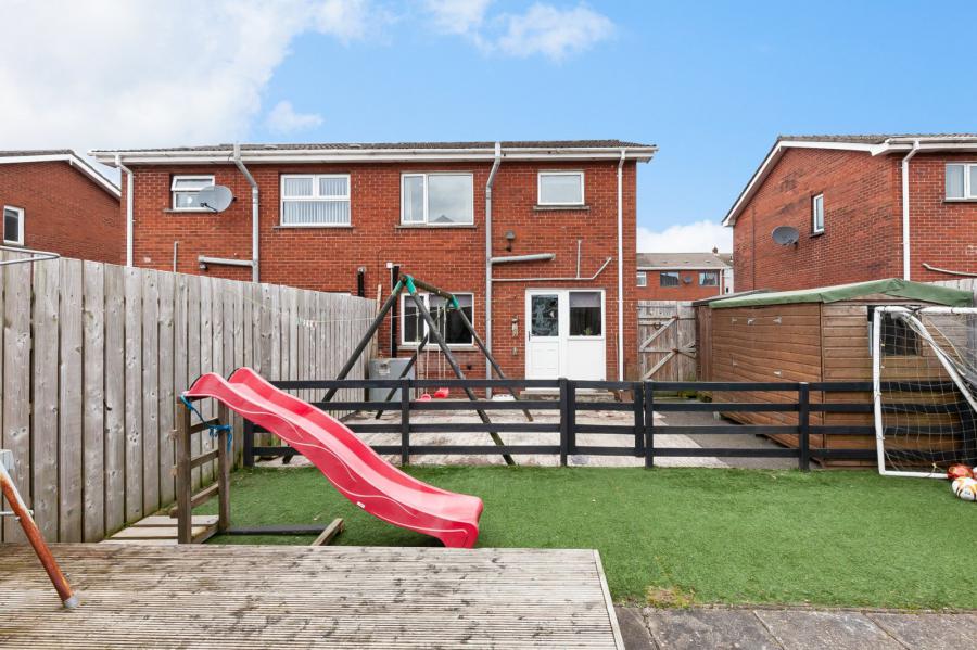 11 Grange Valley Green