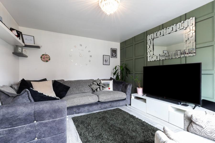 11 Grange Valley Green