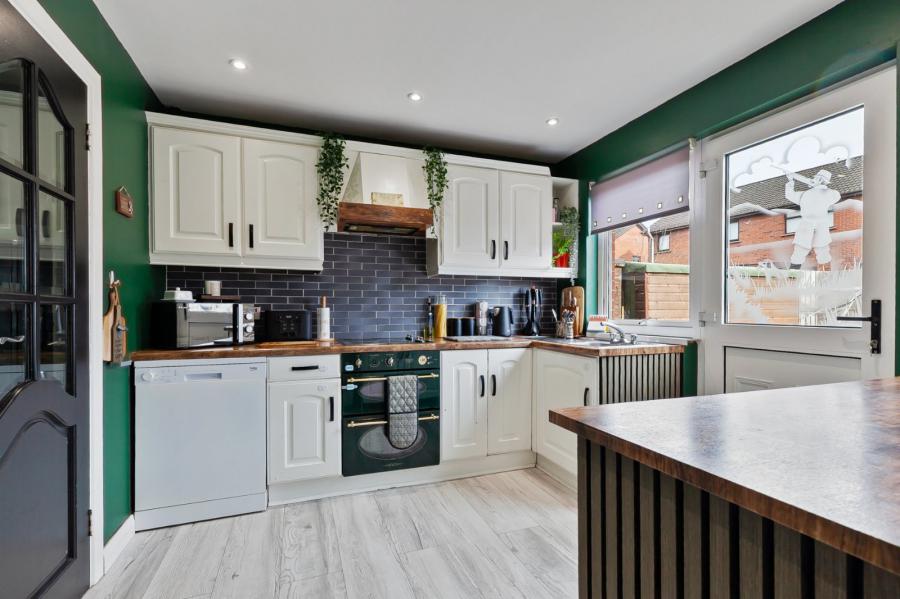 11 Grange Valley Green