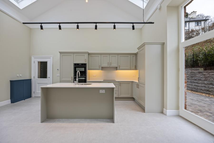 34 Lady Ishbel Boulevard