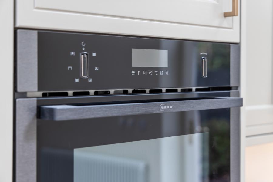 34 Lady Ishbel Boulevard