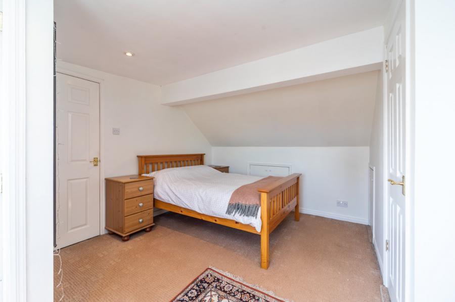 42 Finaghy Road South