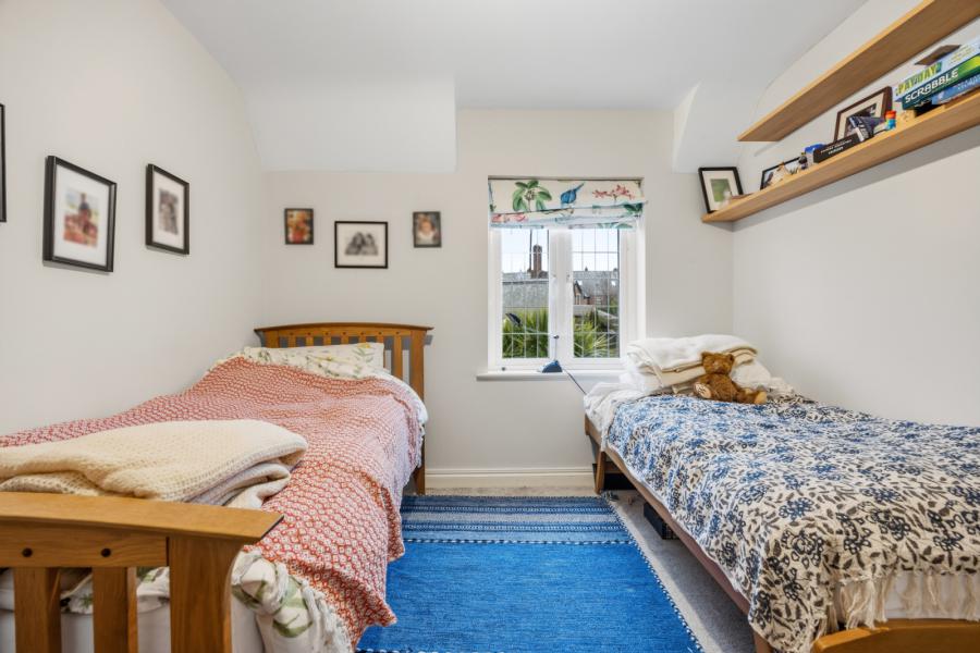 5 Governors Gate Park