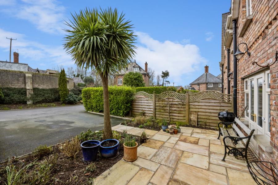 5 Governors Gate Park