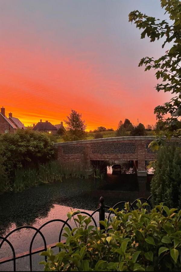 5 Governors Gate Park