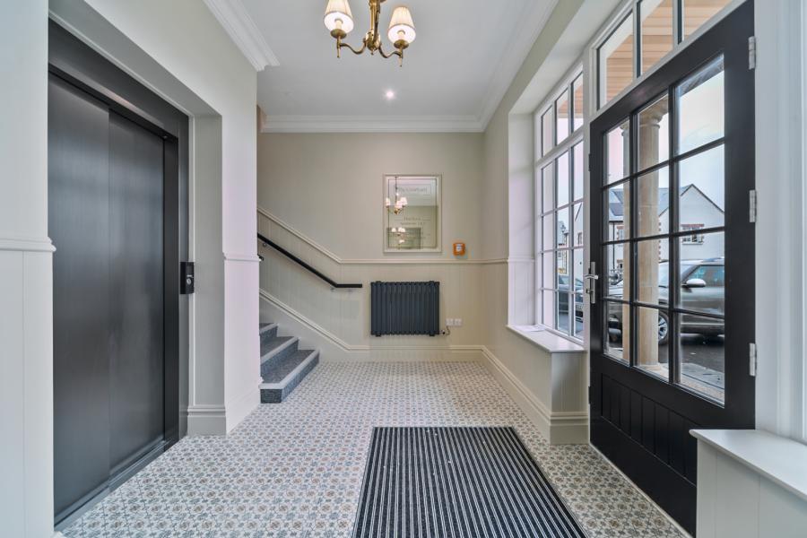 Apartment 4, 29 Cromlyn Wood