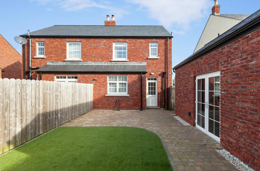 20 Governors Gate Demesne