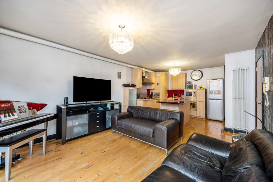 N12 Central Park, 33 Alfred Street