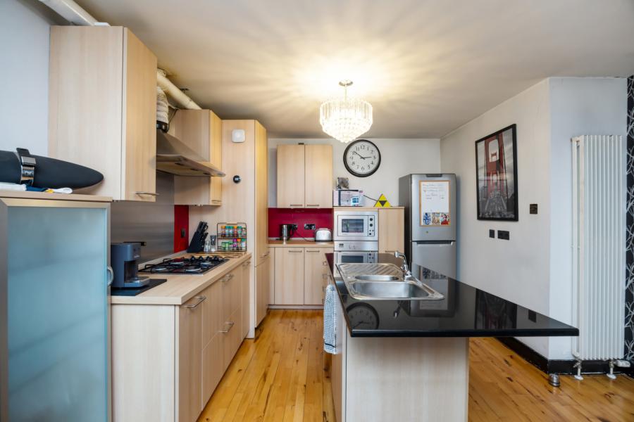 N12 Central Park, 33 Alfred Street