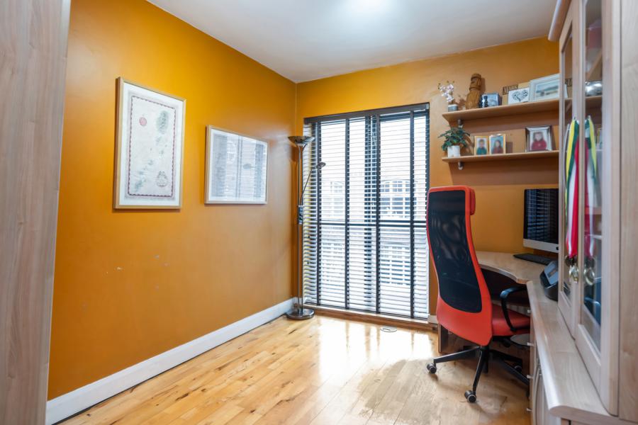 N12 Central Park, 33 Alfred Street