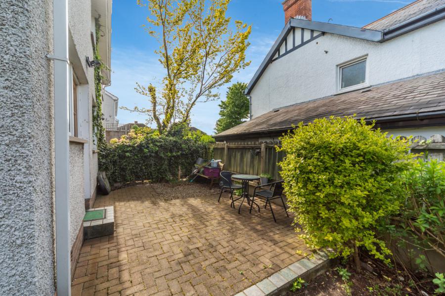 1 Chippendale Gardens