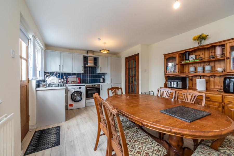 1 Chippendale Gardens