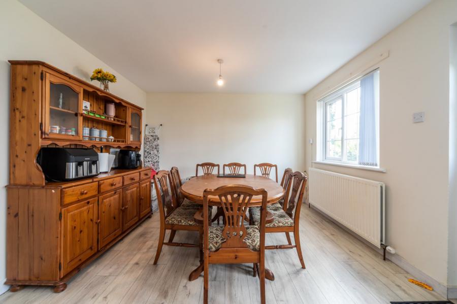 1 Chippendale Gardens