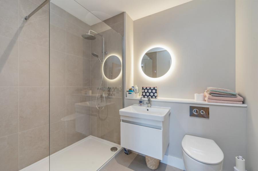 Apartment 2 The Residences, 10 Kings Hall Lane
