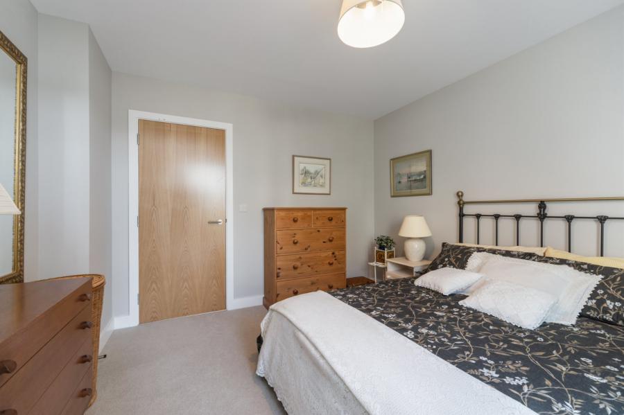 Apartment 2 The Residences, 10 Kings Hall Lane
