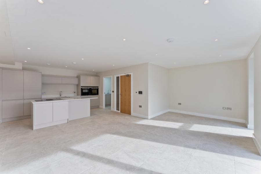 Apartment 8, 10 Kings Hall Lane