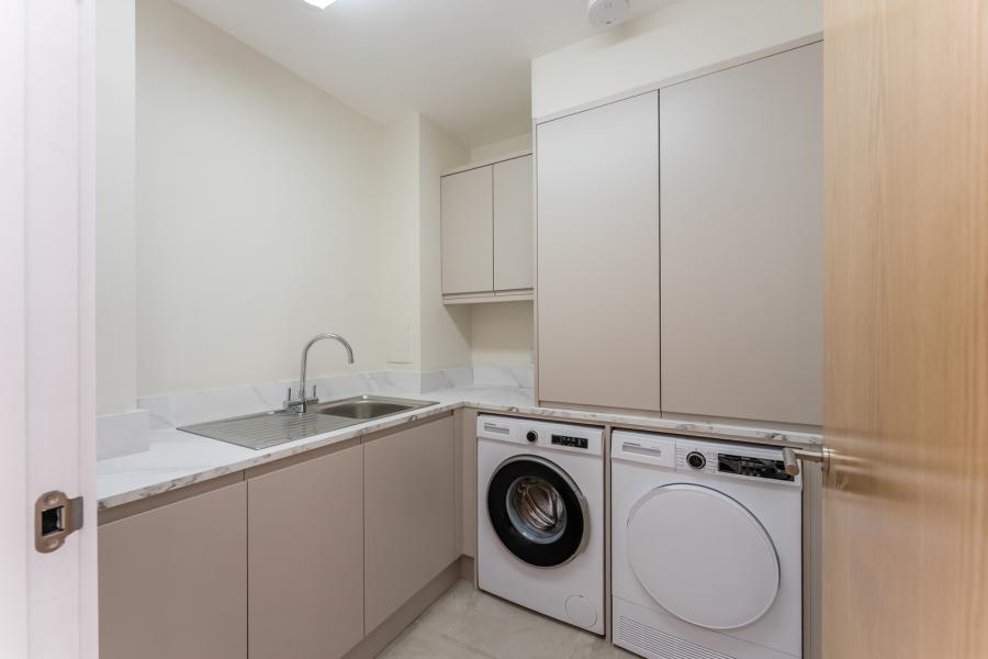 Apartment 8, 10 Kings Hall Lane