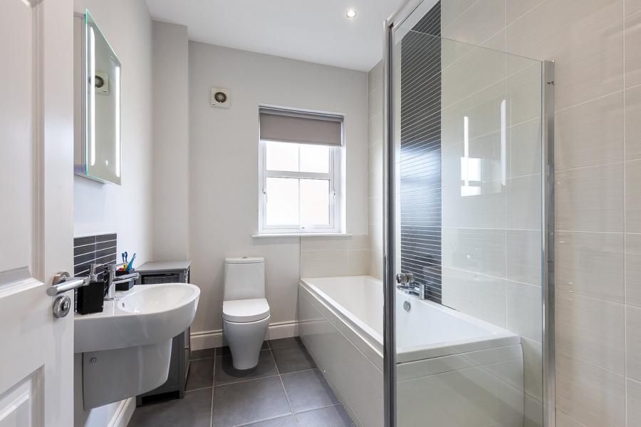 11 Hartley Hall Avenue