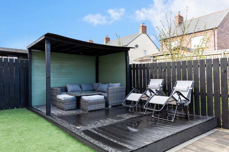 11 Hartley Hall Avenue