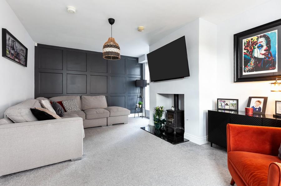 11 Hartley Hall Avenue