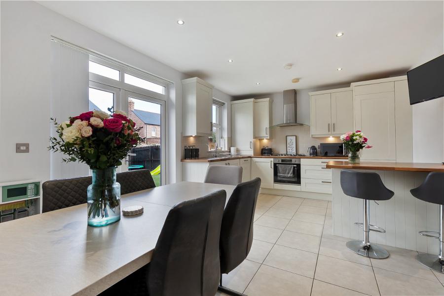 11 Hartley Hall Avenue