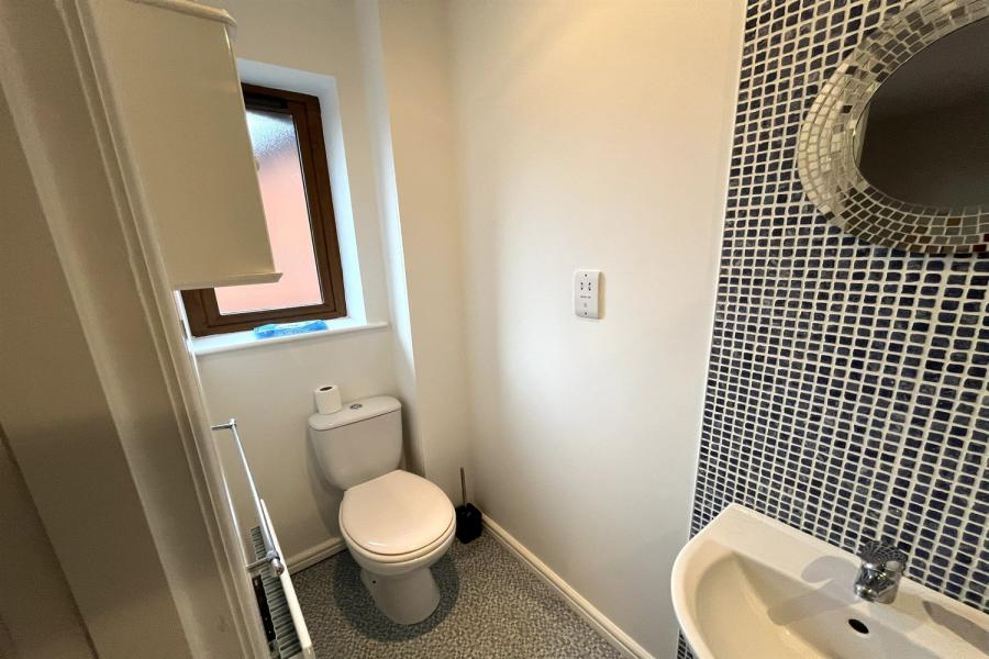 Apartment 11, 2 Greenwich Mews
