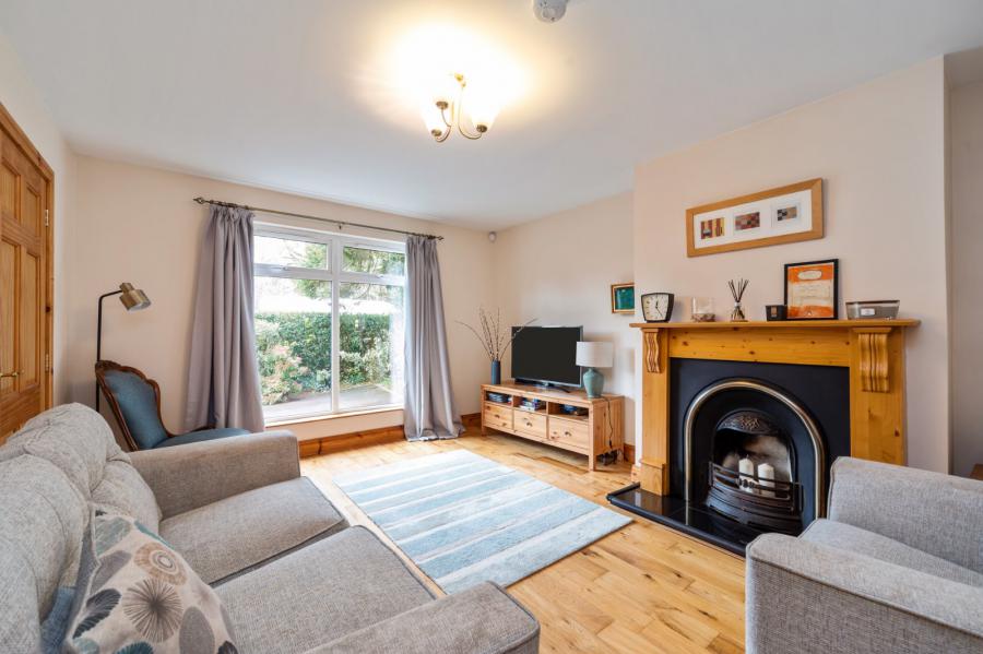 25B Knockbreda Park